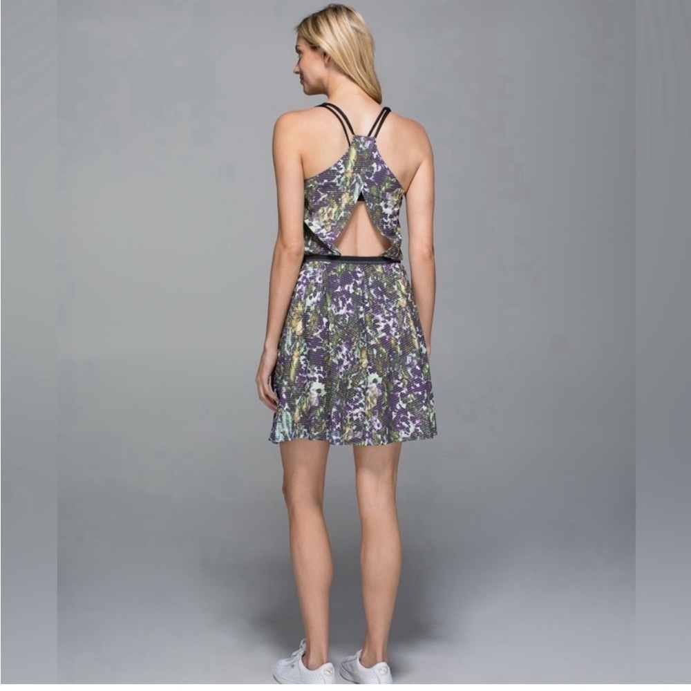 Lululemon Size 4 dress AND matching bra. Dress has pockets & super cute & comfy
